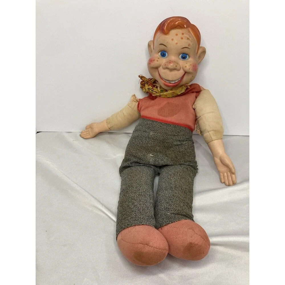 Vintage EEGEE Howdy Doody Ventriloquist Doll NBC Freckle Face Collectible